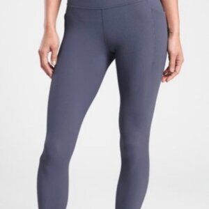 New With Tags Athleta Salutation Stash Tights Pockets Size M NWT